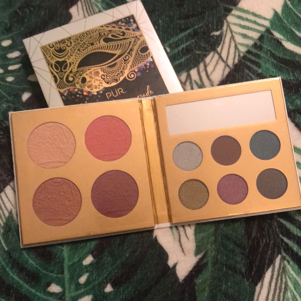 Brand new Never used Pür Eyeshadow Palette